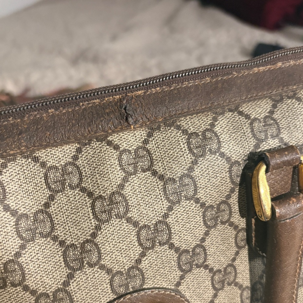 Vintage Gucci Boston Bag w/ Gift - Picture 10 of 16